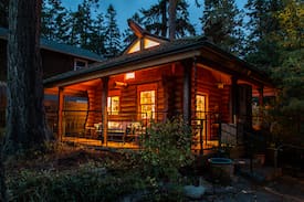 La Conner House | The Coho Cabin - A Beachfront Getaway