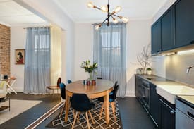 Bundanoon Apartment | Fox & Hound - located in Bundanoon village