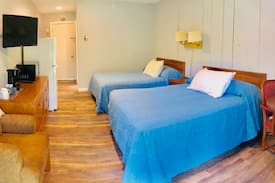 Stratton and Bromley Ski Areas Hotel | The White Birch Room at the Pinnacle Lodge