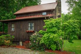 Choestoe Cabin | Twilight River Cabin