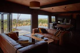 Omaui House | Seaside Indulgence at the Coast House Omaui