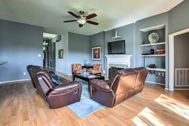 Friendswood House | NEW! Friendswood/Clear Lake Home w/ Pool Access!