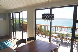 Vleesbaai House | Sonvanger - one bed flat overlooking sea and beach