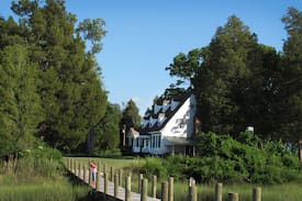 Nuttsville House | Waterfront Family Getaway On The Rappahannock