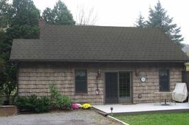 Windham House | Little Windham Getaway (near private creek!)