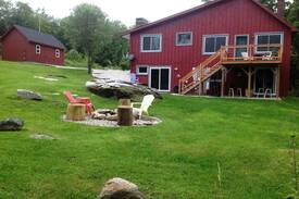 Goshen House | The duck & dog lodge