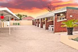 Despatch Apartment | Accommodation Stasie 6 Despatch