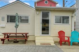 Ocean Beach I House | 11 E. Channal Way OB1 Lavallette - Steps to Beach