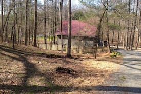 Ellijay Cabin | The Hemlock Cabin with Creek