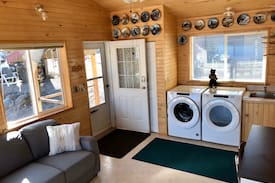 Nimpo Lake Cabin | Henry’s Lakefront Private Cabin