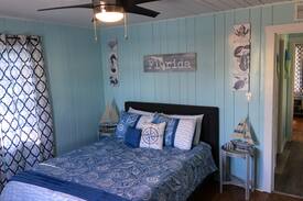 Treasure Island Cabin | "Beach Life 3" 3BR Beach Cottage Ti