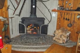 La Malbaie House | Maison Petoche 450$ 2 nuits/8 pers. Add 125$ /jour