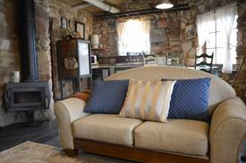 Sevenhill Bed & Breakfast | Trestrail Cottage, Sevenhill Clare Valley