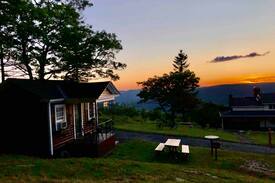 North Adams Cabin | The Mohawk Cabin @ Wigwam Western Summit
