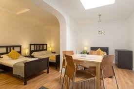 Seafront Apartment | Central studio for up to 4 people