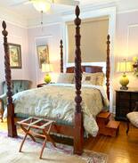 Oswego Bed & Breakfast | Merriam Vincent Guest House Tuscan Room