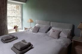 Trawscoed Apartment | The West Wing, Plas Wenallt, Llanafan, Aberystwyth