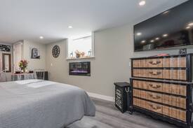 Elora Apartment | Elora Gingersnap