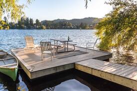 Langford House | 3 Bedroom House on Langford Lake near Victoria