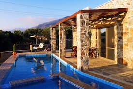 Livadia Villa | Villa Delfini