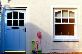 Llandudno Cabin | Escape Cottage - Gorgeous Sea Views.