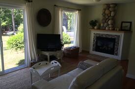 Ashfield-Colborne-Wawanosh Cabin | Moody’s Cosy Cottage overlooking Lake Huron