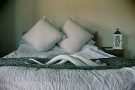 Bloemendal Cabin | Riemland Lodge - Your Private Safari Experience