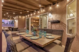 Raskin Estates House | Redfield Resort. Large Pool, Spa, Bbq, Pool Table