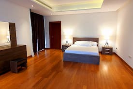 Zallaq Villa | 5 Bedroom Private Pool Villa in Gardens @ Zallaq