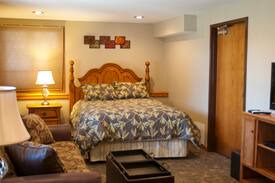 Wisconsin Dells House | 3-Bedroom Chalet Home at Chula Vista Resort!