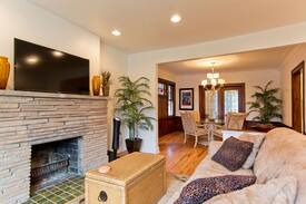 Detroit House | the SHAW house - 5 ⭐️- w/Great Yard & Fire Pit ❤️