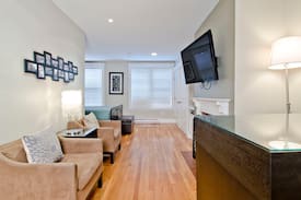Beacon Hill Apartment | Cedars on Beacon Hill Studio Suite