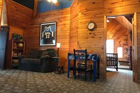 Olean Apartment | Barry Street Hideaway