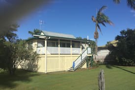 Boonooroo House | Unique absolute water frontage house