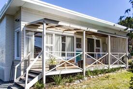 Binalong Bay Cabin | Sand Hopper Cottage, Binalong Bay