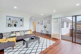 Auckland House | Free Wifi Netflix 3 BR Home nr Middlemore Hospital