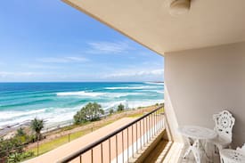Caloundra Apartment | Absolute beachfront! Edgecliffe 5, Kings Beach