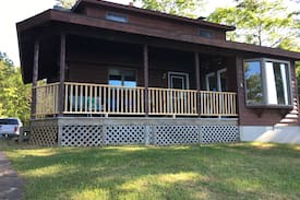 Copper Harbor Cabin | Lake Medora getaway