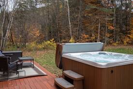 Pittsfield House | The Barn Door Lodge