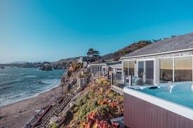 Sereno del Mar Cabin | Seamist Beach Cottage, Private Beach & Ocean views