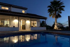 Ramona House | Cozy Ramona Spanish Style Casita w/ Mountain Views