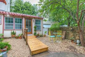 Tulsa House | Apartment at the Peacock Plantation