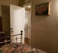 Vallejo House | The Rose Room @ the Little Castle