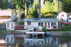 Warm Beach House | Cozy Lake Howard Escape - Stanwood, Marysville 🌺