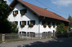 Vilgertshofen Bed & Breakfast | "Raus auf`s Land" Bed & Breakfast Issing