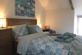 Laugharne Cabin | Daffodil Cottage, Laugharne, Wales