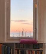 Vissershaven Apartment | Zeezicht appartement, licht en ruim!