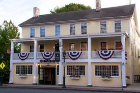 Lee Hotel | The Morgan House - Room 207