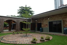 Petaling Jaya House | AkuSembunyi Homestay