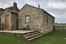 Cowling House | The Lodge at Intake Farm